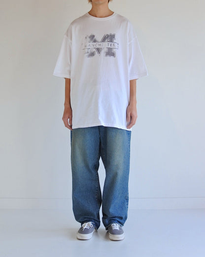 【ANACHRONORM - アナクロノーム】AN368 MANCHESTER PRINTED S/S T-S / WHITE (Tシャツ/ホワイト)