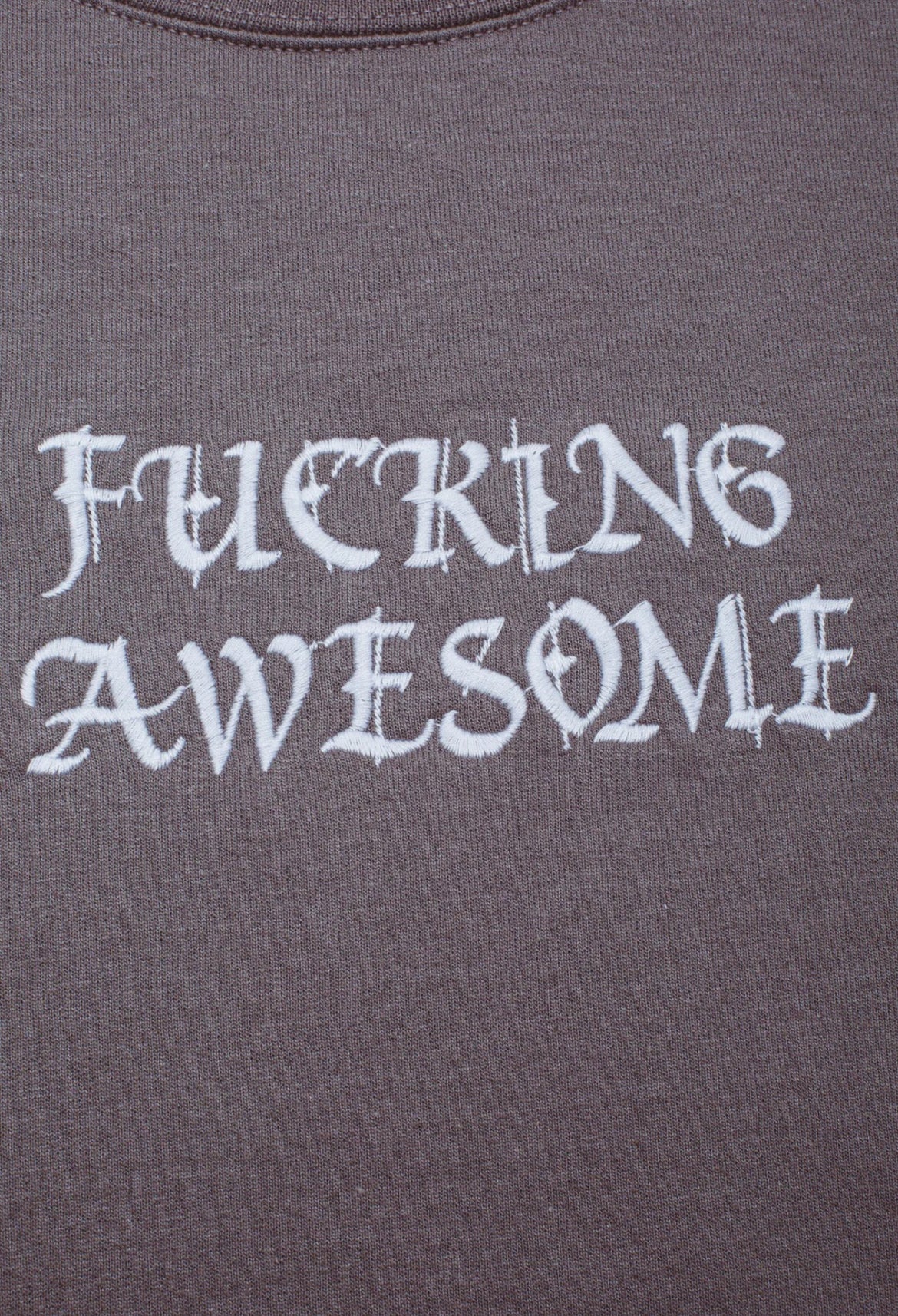 【Fucking Awesome- ファッキングオーサム】BRUNCH BE CANCELLED EMBROIDERED CREWNECK / GREY（スウェット/グレー)