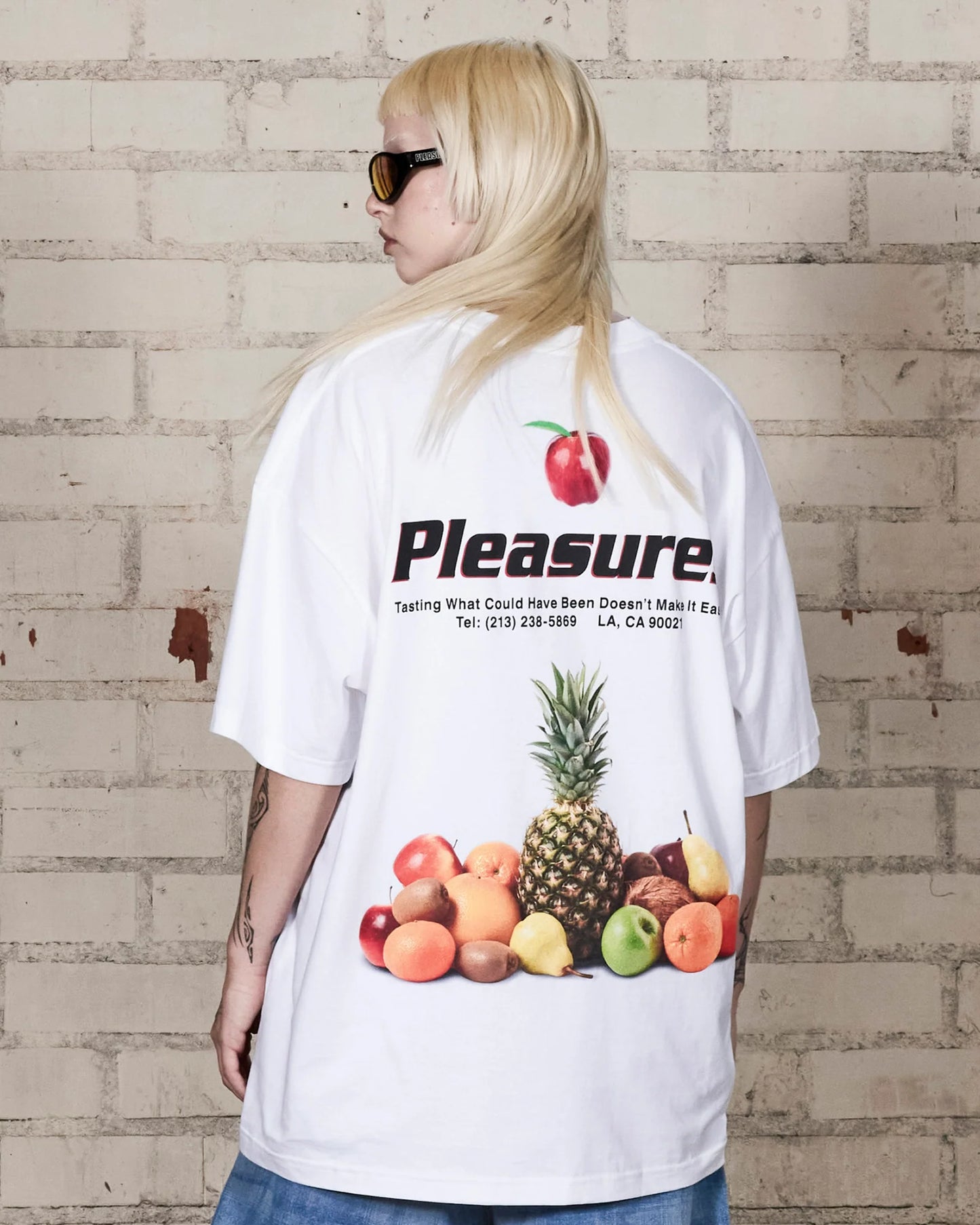 【PLEASURES - プレジャーズ】DELIVERY T-SHIRT / WHITE (Tシャツ/ホワイト)