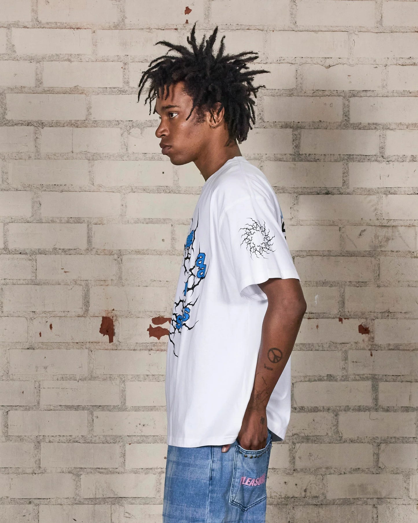 【PLEASURES - プレジャーズ】ROTATION T-SHIRT / WHITE (Tシャツ/ホワイト)