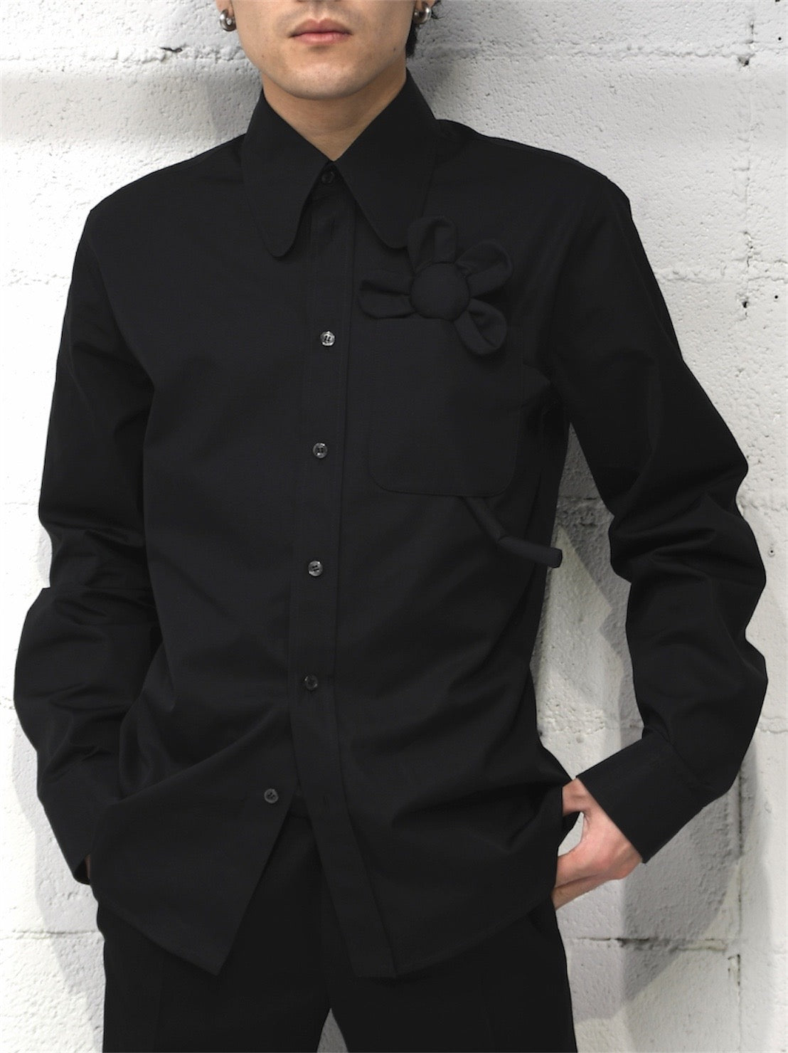 【Walter Van Beirendonck - ウォルターヴァンベイレンドンク】Fiori Shirt  / Black (ニット/ライトブルー)