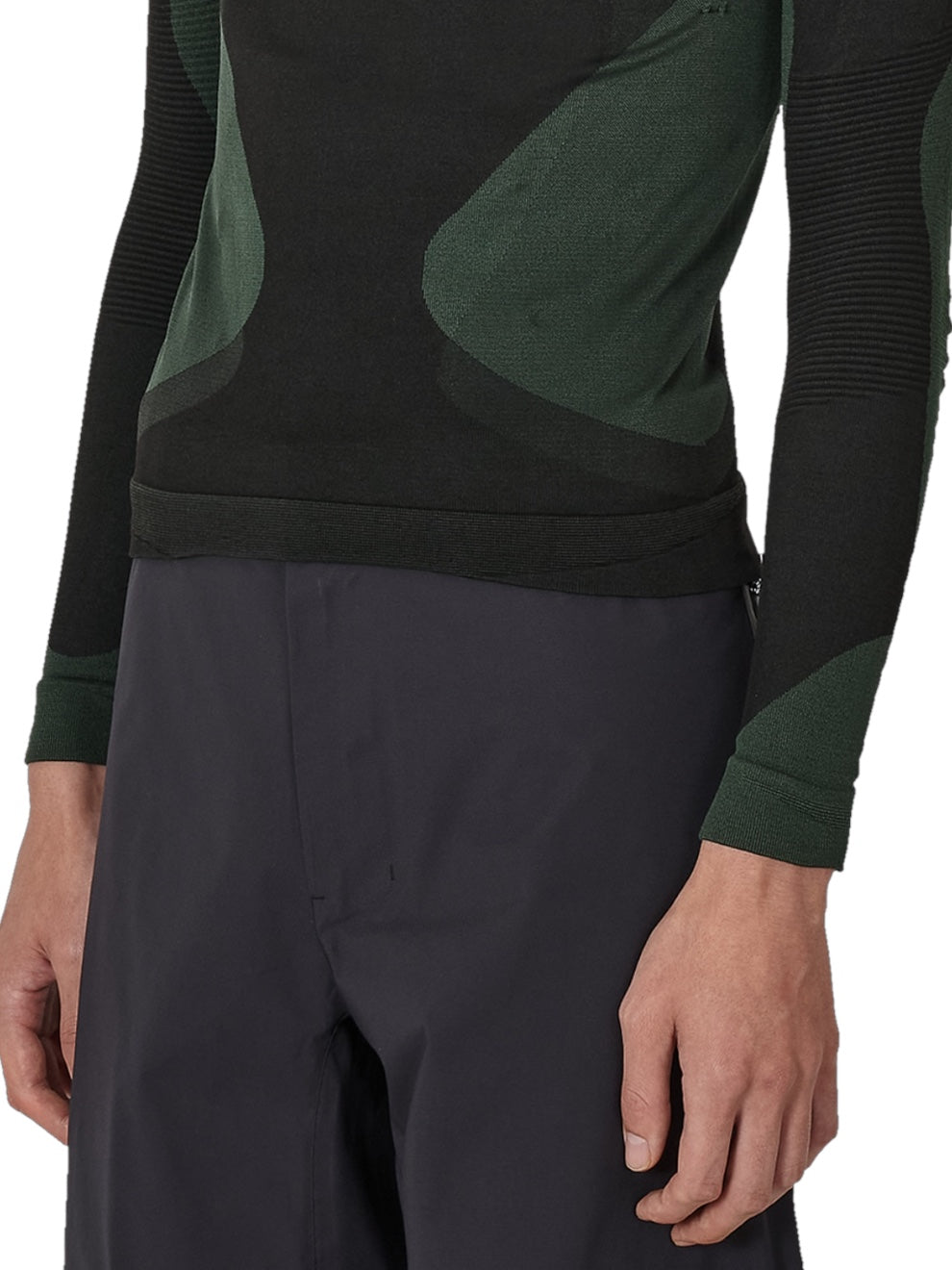 【ROA- ロア】Daze Compression Seamless Long Sleeve  / Black (ロングスリーブTシャツ/ブラック)