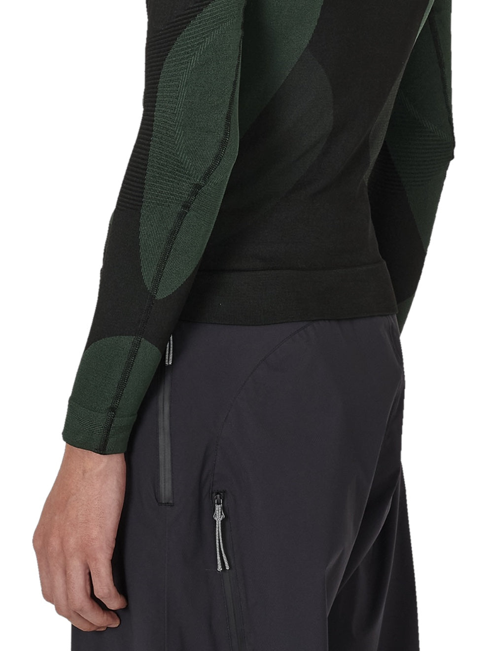 【ROA- ロア】Daze Compression Seamless Long Sleeve  / Black (ロングスリーブTシャツ/ブラック)