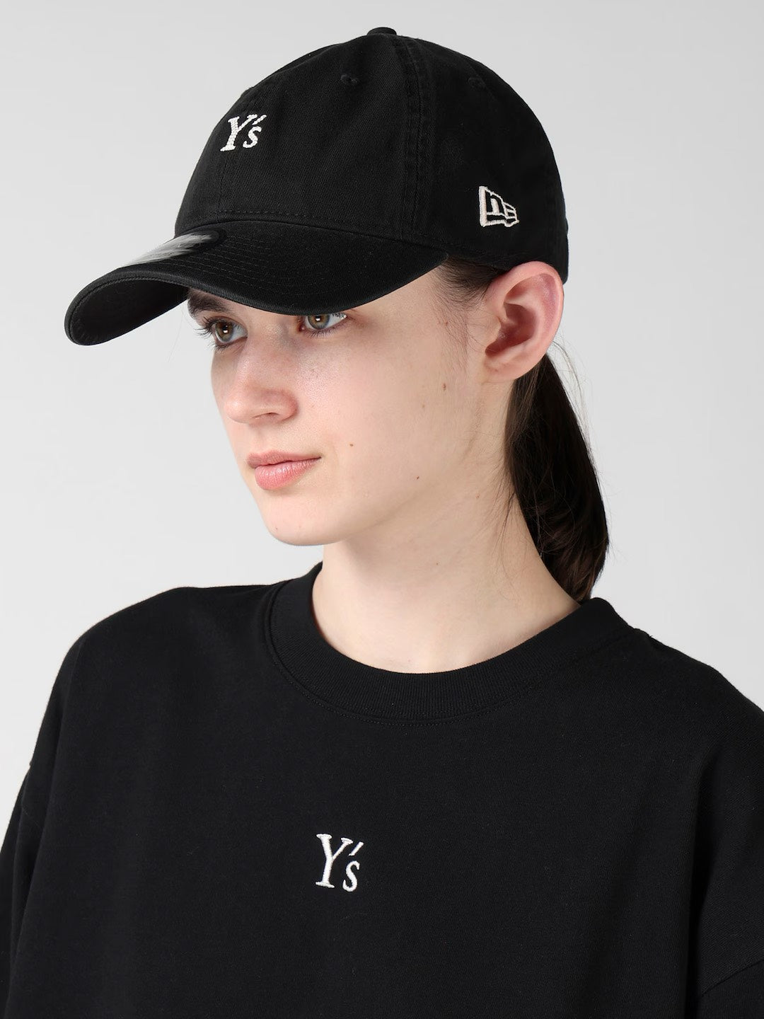 【Y's - ワイズ】Y's × New Era 9TWENTY Y's LOGO CAP / BLACK (キャップ/ブラック)