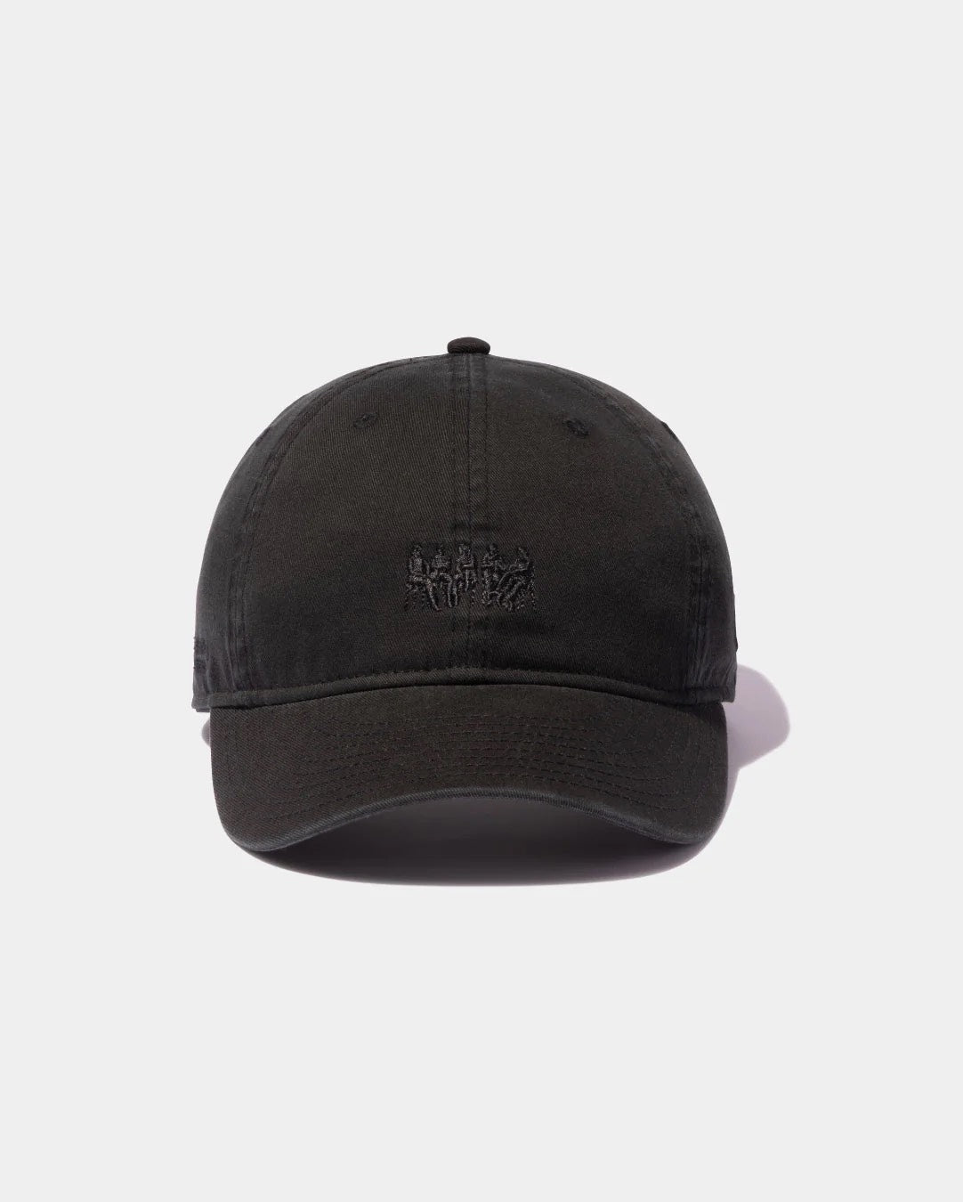 【beautiful people - ビューティフルピープル】New Era® little people embroidery cap / BLACK（キャップ/ブラック)