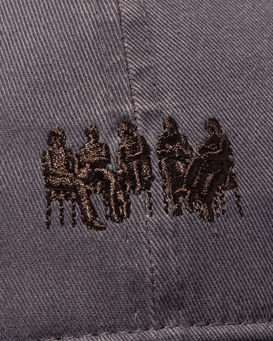 【beautiful people - ビューティフルピープル】New Era® little people embroidery cap / GRAY（キャップ/グレー)