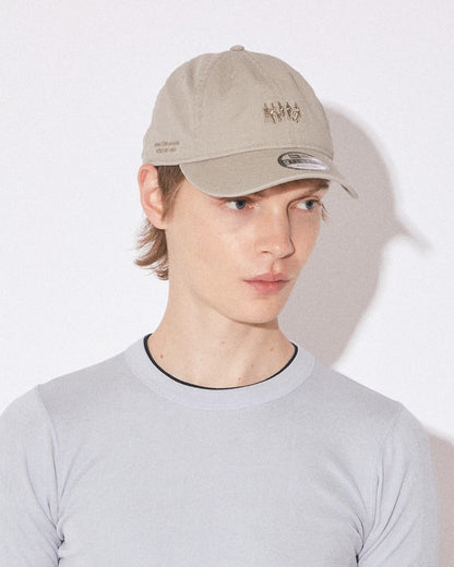 【beautiful people - ビューティフルピープル】New Era® little people embroidery cap / BEIGE（キャップ/ベージュ)