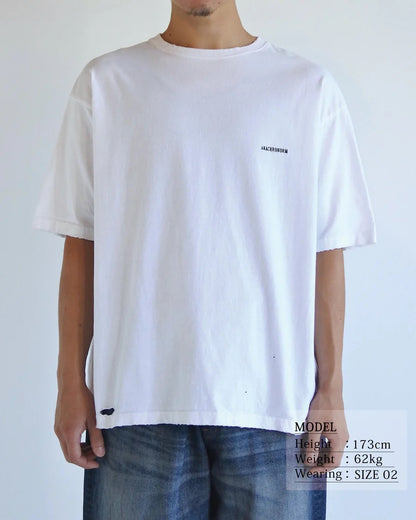 【ANACHRONORM - アナクロノーム】DAMAGED EMB S/S T-S / WHITE (Tシャツ/ホワイト)
