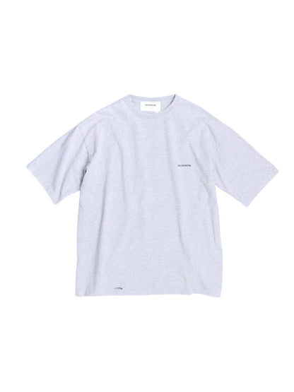 【ANACHRONORM - アナクロノーム】DAMAGED EMB S/S T-S / MIX GRAY (Tシャツ/グレー)