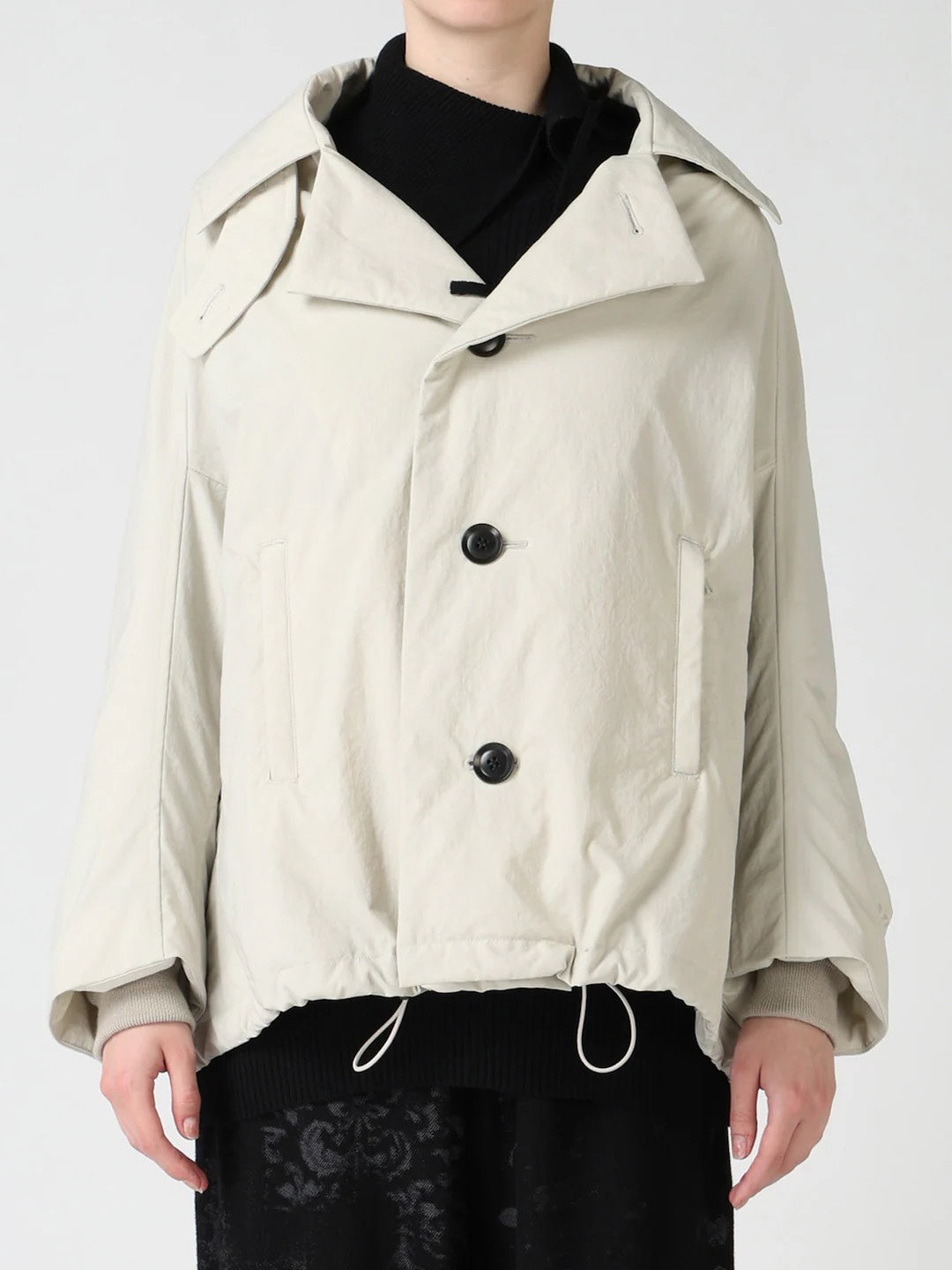【Y's - ワイズ】 NYLON PADDED TASLAN OXFORD ARRANGED 3/4 SLEEVE COAT/ OFF WHITE (コート/オフホワイト)