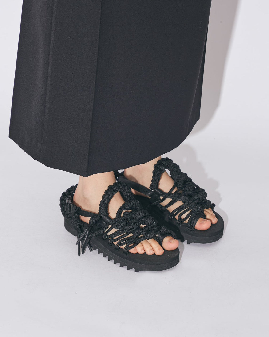 【beautiful people - ビューティフルピープル】beautiful people×SUICOKE SUICOKE over engineering sandals / BLACK (サンダル/ブラック)