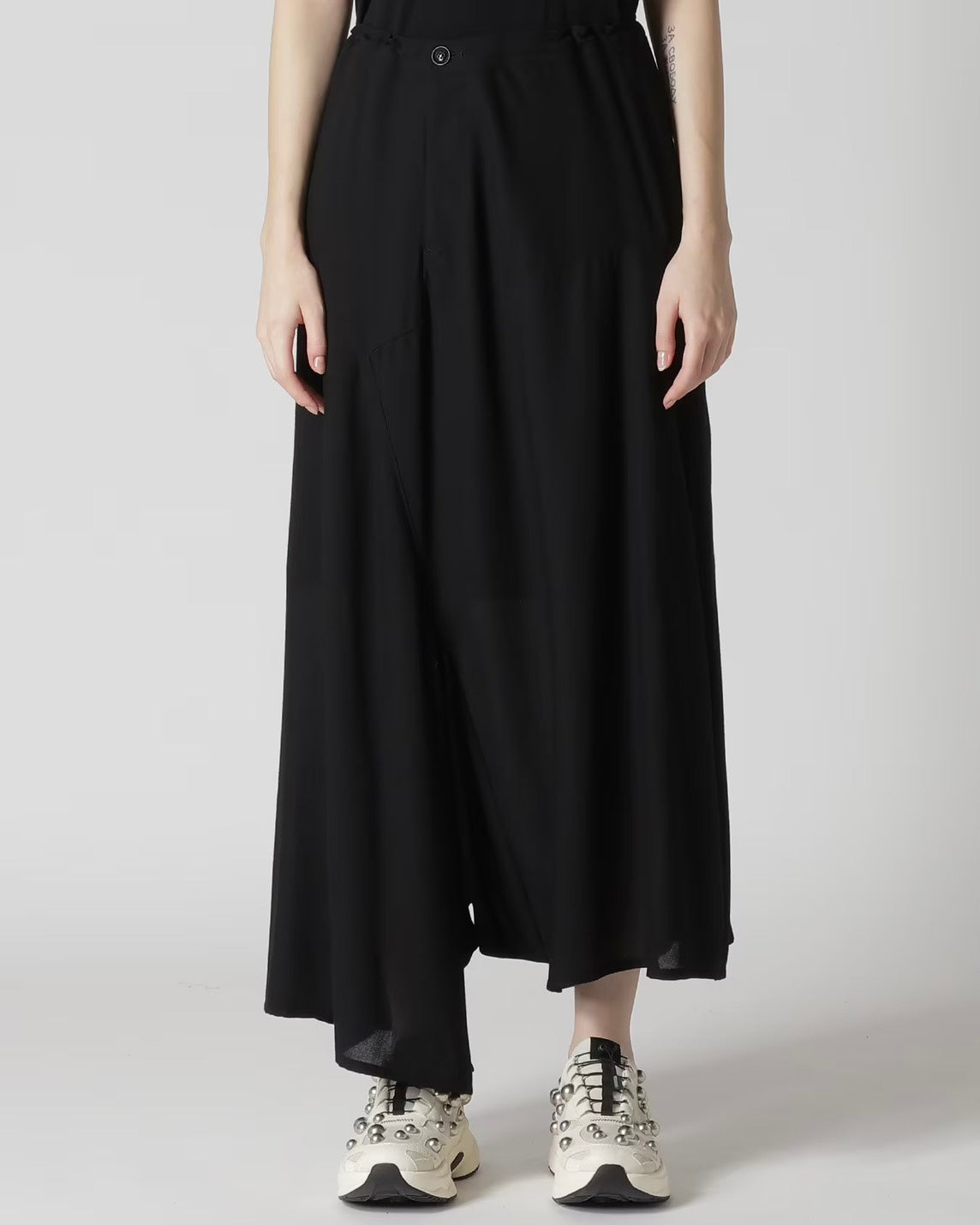【Y's - ワイズ】RY/NY GAUZE ASYMMETRIC PANTS WITH GUSSET / BLACK (スカート/ブラック)