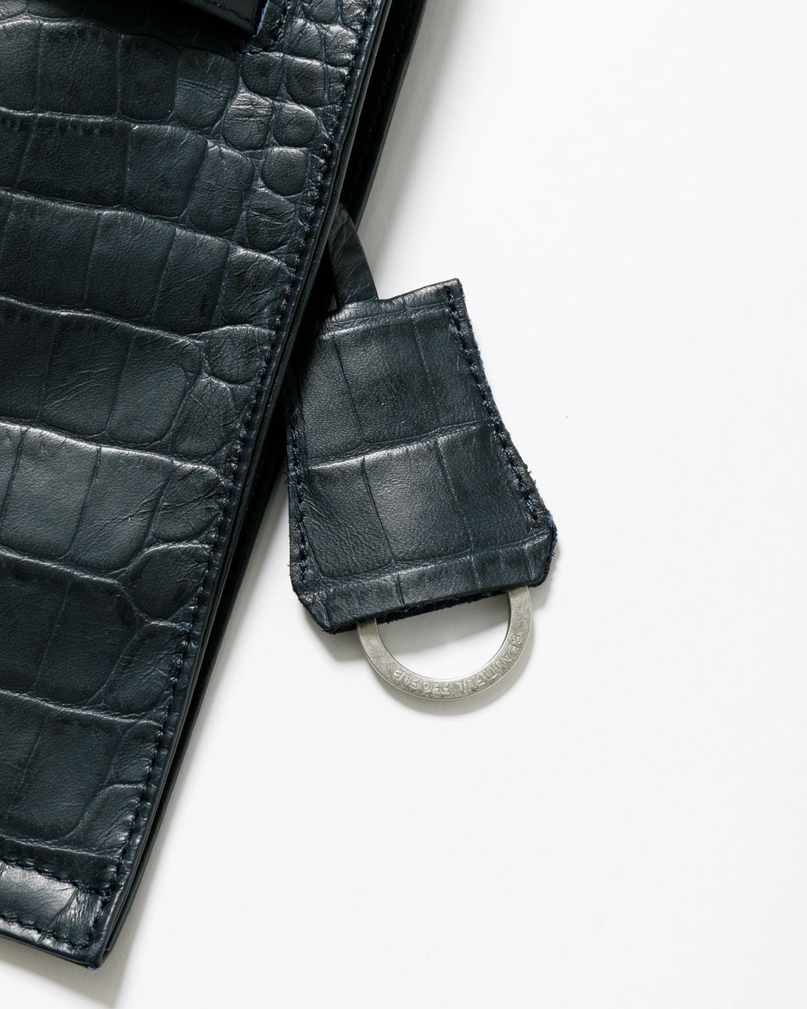 【beautiful people - ビューティフルピープル】croco emboss market shoulder bag / NAVY (ショルダーバッグ/ネイビー)