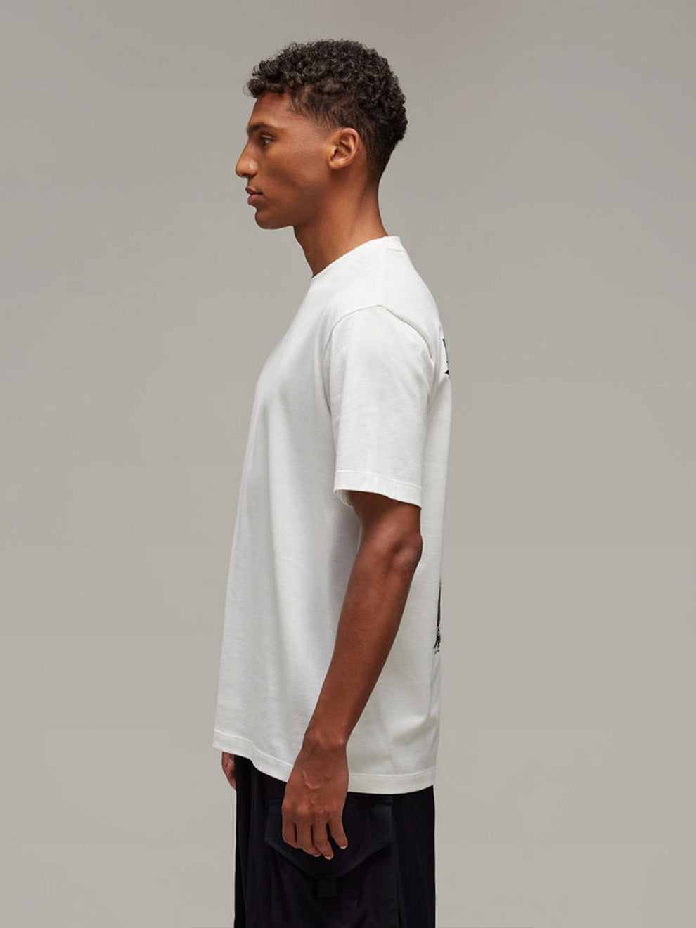 【Y-3 -ワイスリー】U GFX SS TEE / CORE WHITE(Tシャツ/ホワイト)