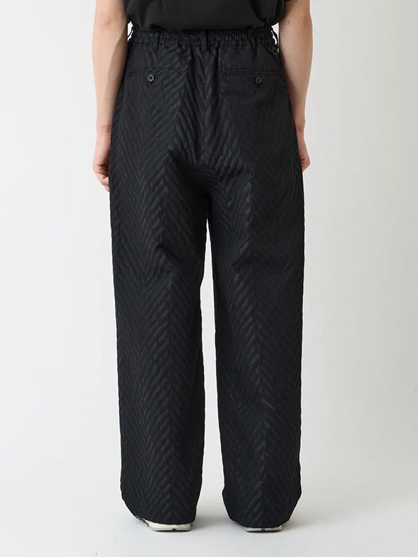 【White Mountaineering - ホワイトマウンテニアリング】HERRINGBONE JACQUARD 3 TUCK WIDE PANTS / BLACK(パンツ/ブラック)