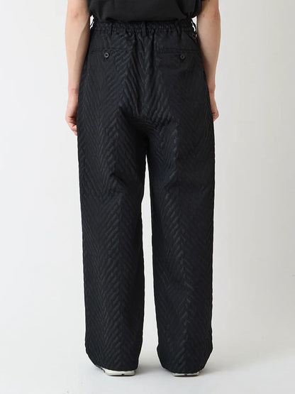 【White Mountaineering - ホワイトマウンテニアリング】HERRINGBONE JACQUARD 3 TUCK WIDE PANTS / BLACK(パンツ/ブラック)