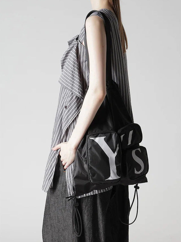 【Y's - ワイズ】POLYESTER LOGO KNAPSACK / BLACK (バッグ/ブラック)